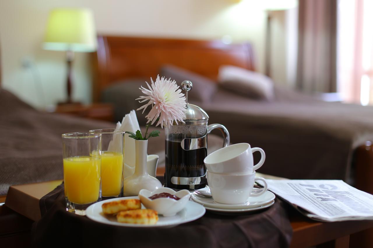 Khujand Grand Hotel מראה חיצוני תמונה
