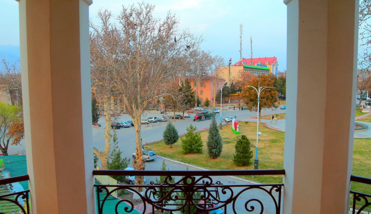Khujand Grand Hotel מראה חיצוני תמונה